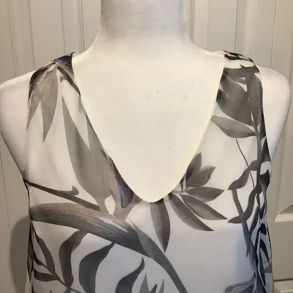 CLEO SLEEVELESS ASYMMETRICAL TUNIC Size XS‎ - Picture 6 of 10